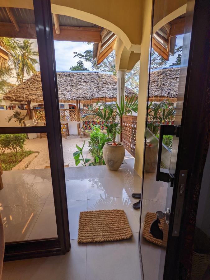 Hotel Mkadi Beach House Nungwi Zewnętrze zdjęcie