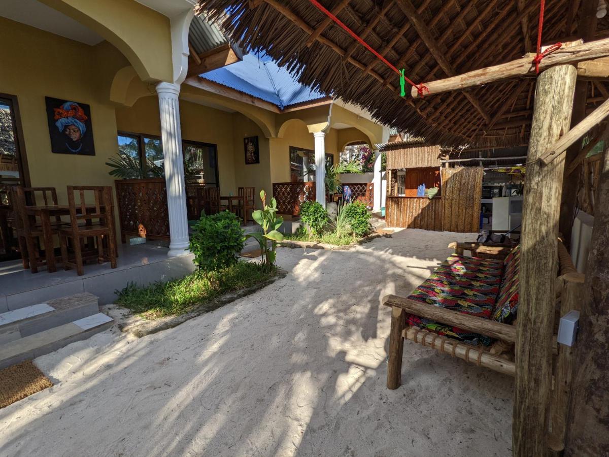 Hotel Mkadi Beach House Nungwi Zewnętrze zdjęcie