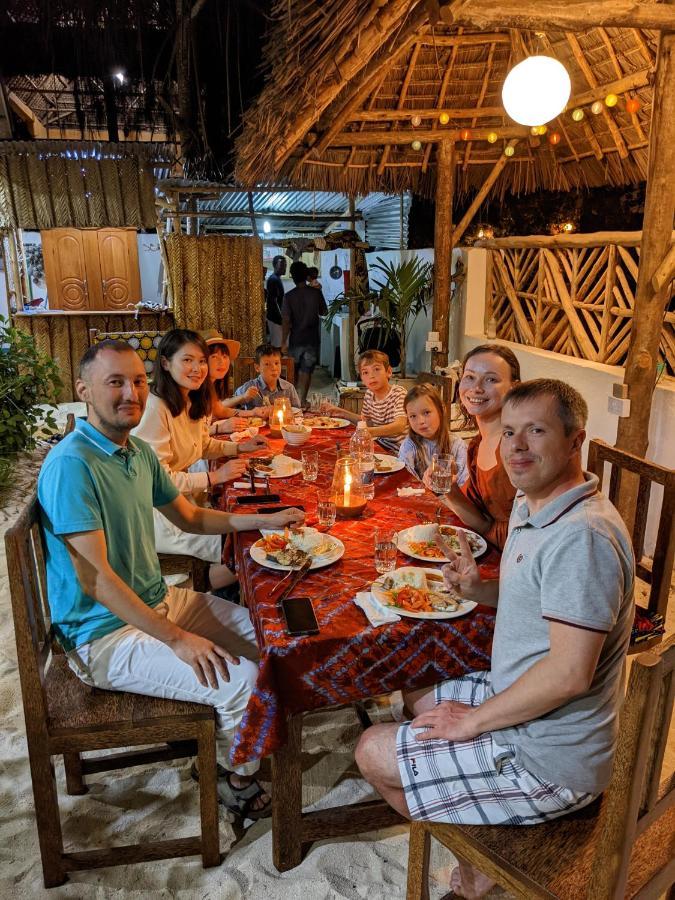 Hotel Mkadi Beach House Nungwi Zewnętrze zdjęcie