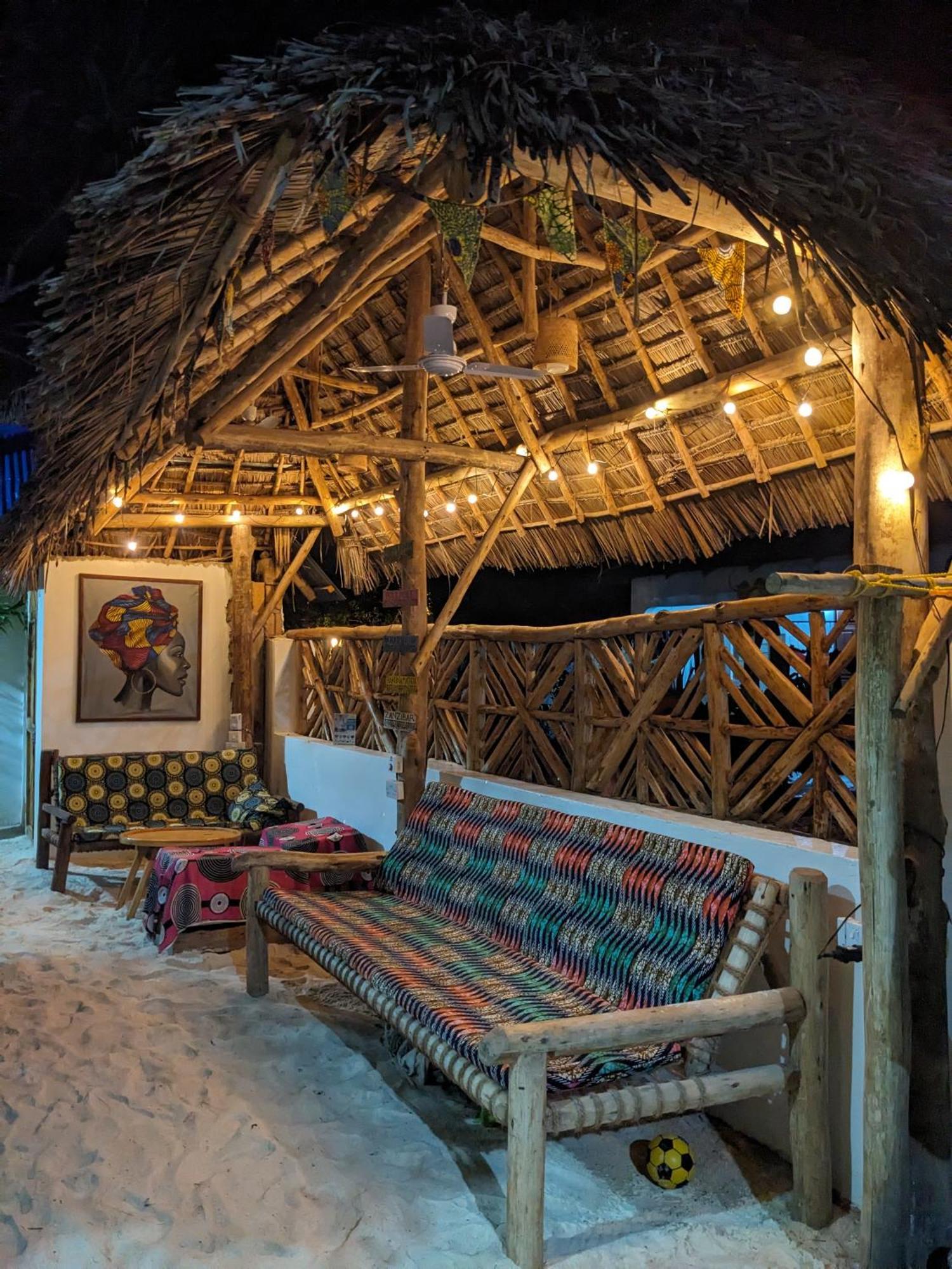Hotel Mkadi Beach House Nungwi Zewnętrze zdjęcie
